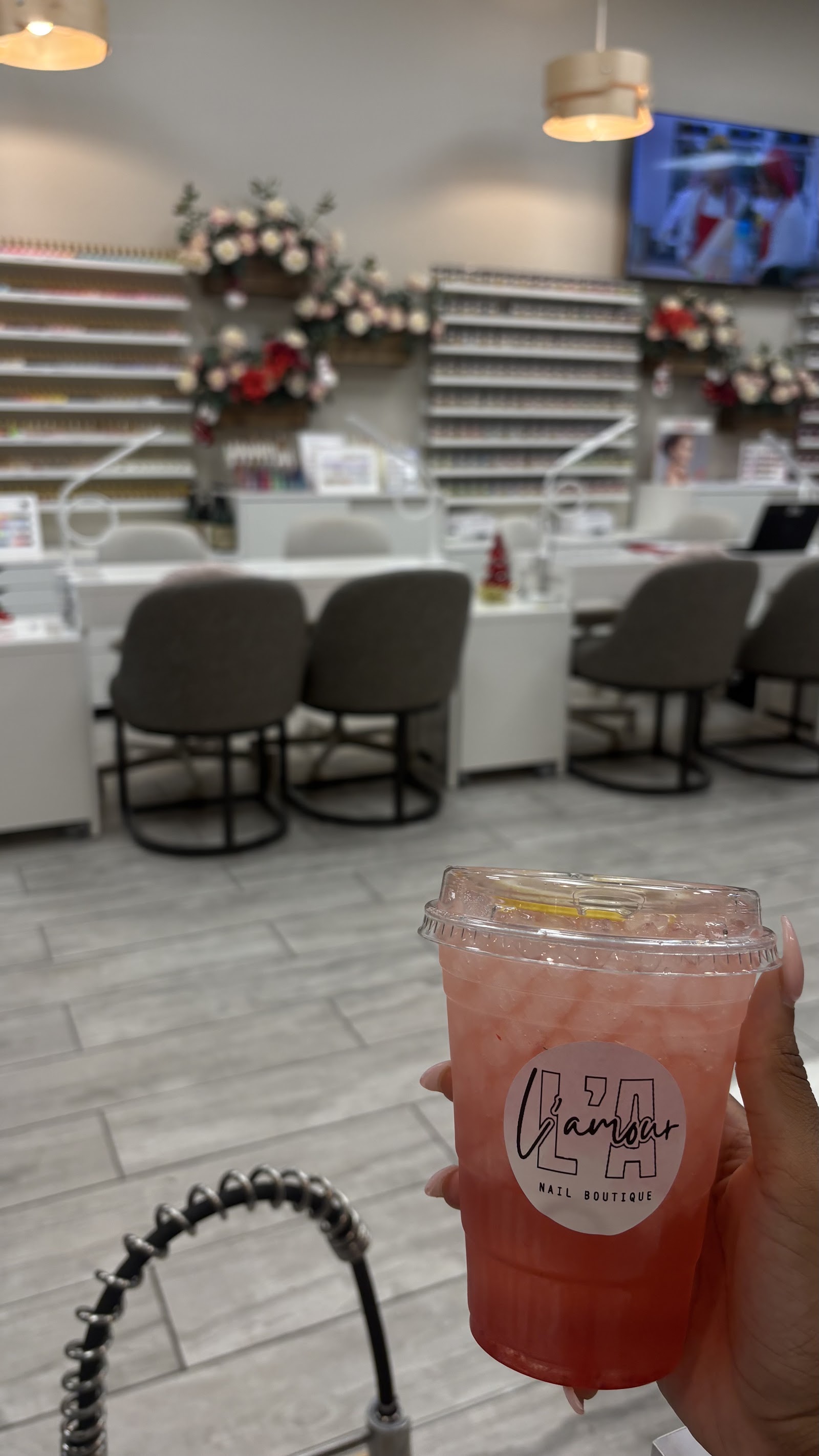 L’Amour Nail Boutique nail photo 2